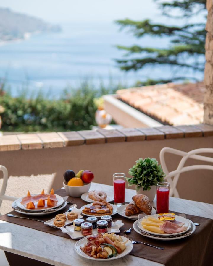 Villa Fiorita Boutique Hotel Taormina Exterior photo